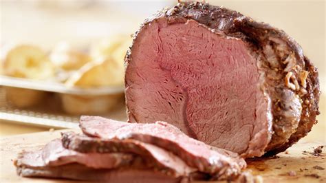 The Best Way to Reheat Roast Beef