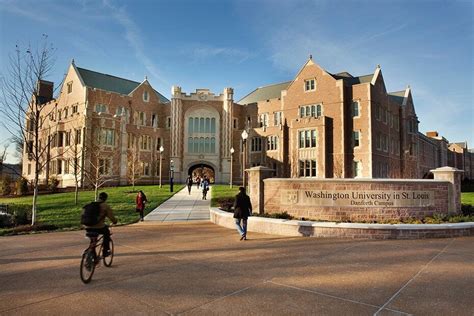 How Much is It to Attend Washington University in St. Louis?
