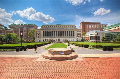 Best Engineering Colleges in New York: Unlocking a World of Innovation Other Notable Engineering Colleges in New York How to Choose the Best Engineering College in New York Engineering: A Gateway to Endless Possibilities Tables for Quick Reference