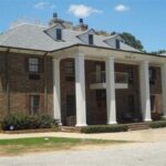 Auburn Sorority Houses: A Guide to the Historic and Modern Greek Row Table 1: Auburn Sorority Houses Table 2: Sorority House Amenities Table 3: Sorority House Costs Table 4: Sorority House Rules