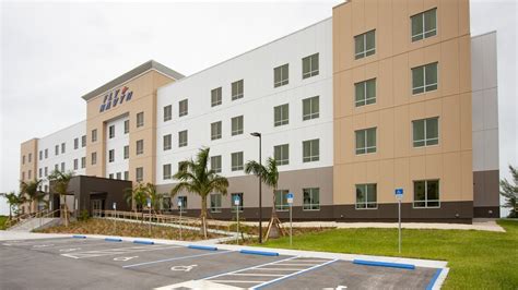 Navy Gateway Inn and Suites Key West: Your Oasis Amidst Tropical Charm