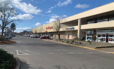 Fred Meyer West 11th Eugene: Your One-Stop Shopping Destination
