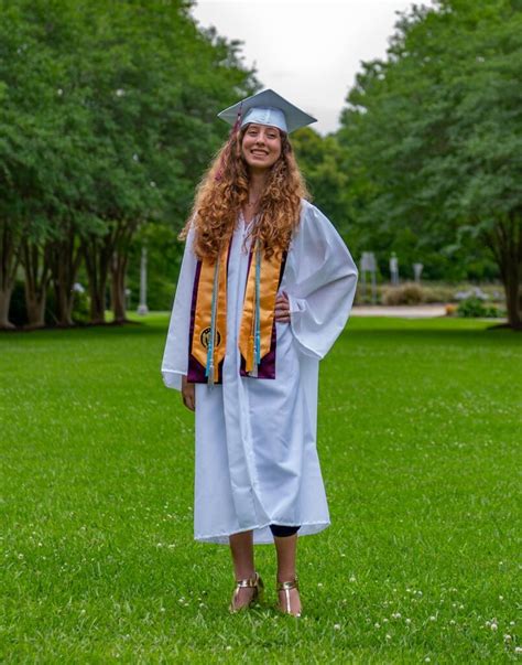 Scholarships in Hawaii: A Comprehensive Guide to Funding Your Education