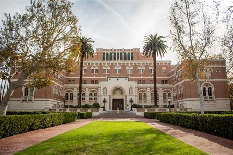 USC Legacy Admissions: A Comprehensive Guide