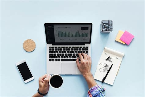 Information Technology Online Courses in Rhode Island: Upskilling for a Digital Future