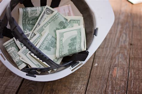 Should You Tip Contractors? Here’s What You Need to Know