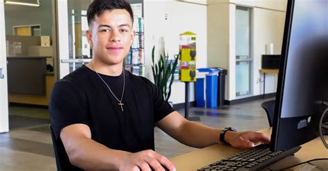URI Honors Program: Unlocking Limitless Opportunities