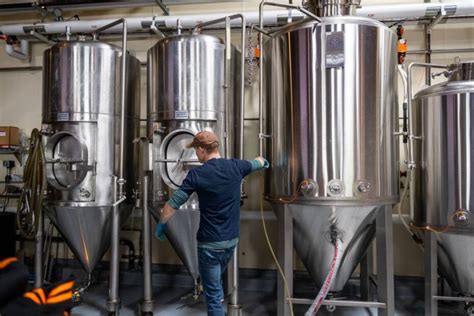 Shannon Rhodes Omega Yeast: The Brewing Pioneer Revolutionizing Home and Craft Beer Production