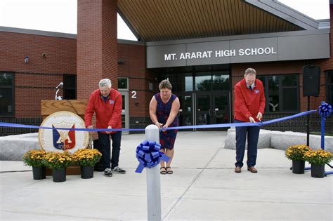 Chris Wooton: The Pioneering Educator at Mt. Ararat High School, Maine
