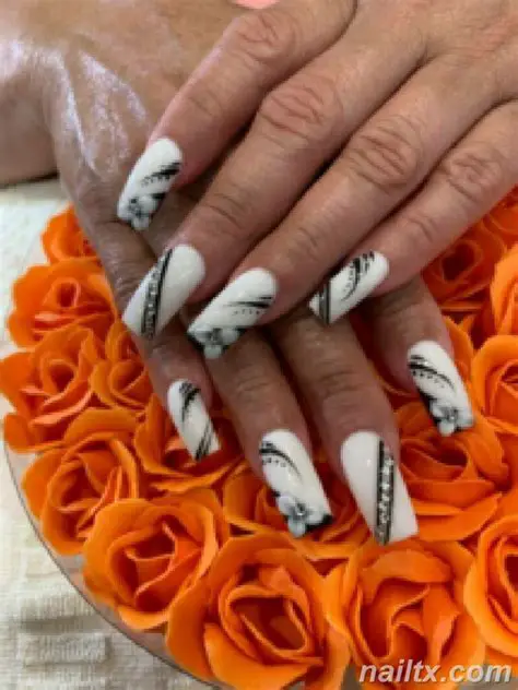 Nails 2000 Dallas TX: A Comprehensive Guide to Manicures and Pedicures in the Heart of Texas