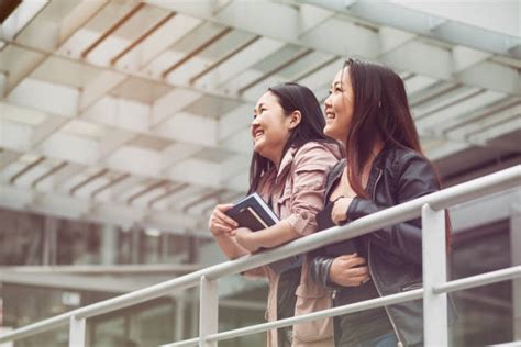 Grants and Scholarships for Single Mothers: A Lifeline for Pursuing Education